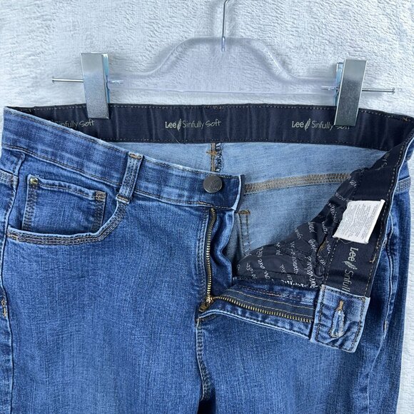 Lee Jeans Boot Cut Womens Size 12 Medium Sinfully Soft Denim Blue 3535735 - Picture 3 of 10